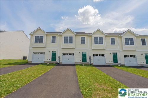 742 Blue Heron Dr, Allentown, PA, 18103-4973 | Card Image