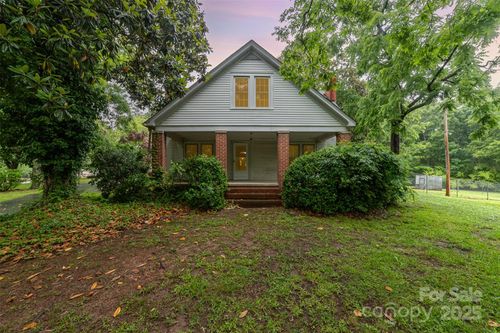 520 Eastwood Park Cir, Albemarle, NC, 28001 | Card Image