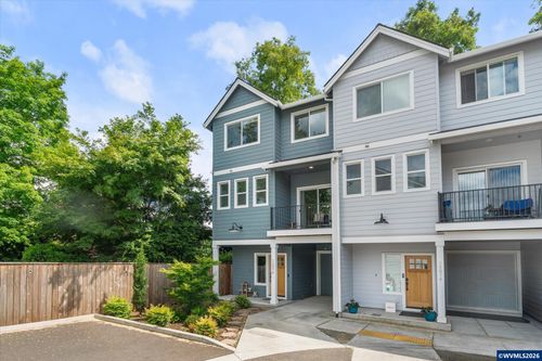 12076 Se Harold St, Portland, OR, 97226 | Card Image