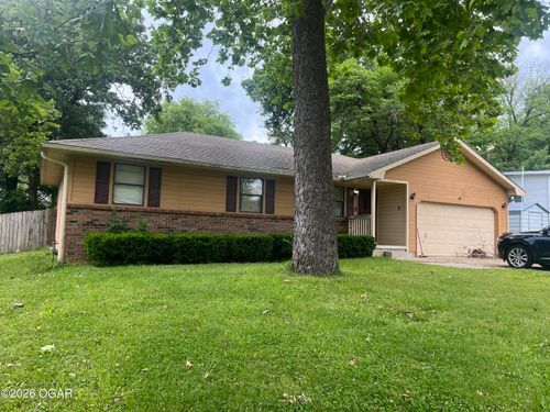 1-2415 Nashville St, Joplin, MO, 64801-1349 | Card Image