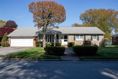 23 Di Ponte Dr, Johnston, RI, 02919-2202 | Card Image