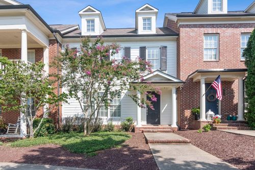 1024 Rochelle Ave, Thompsons Station, TN, 37179-9619 | Card Image