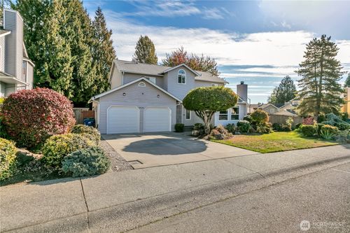 22030 120th Ave Se, Kent, WA, 98031-9633 | Card Image