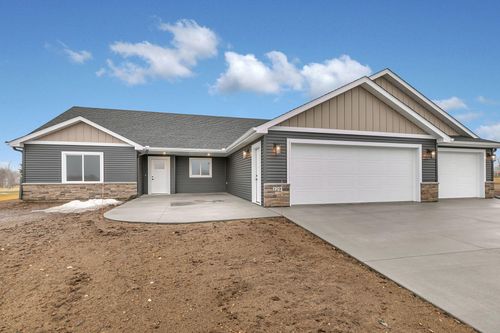 129 Highland Blvd Ne, Melrose, MN, 56352 | Card Image