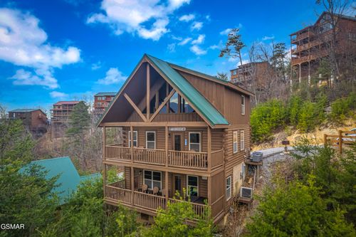 4836 Highland Place Way, Sevierville, TN, 37863 | Card Image