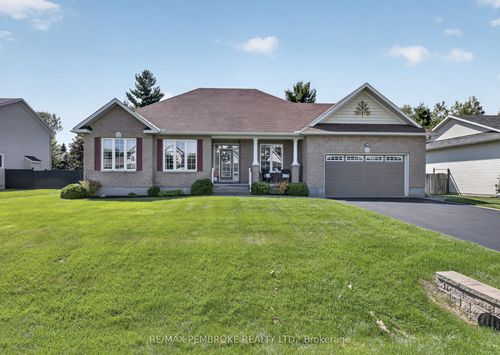 26 Bedard Blvd, Petawawa, ON, K8H0B7 | Card Image