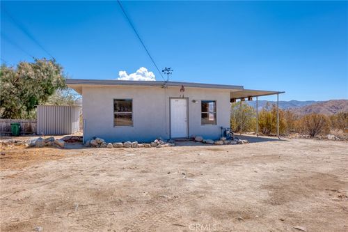 9163 Navajo Trl, Morongo Valley, CA, 92256-9546 | Card Image
