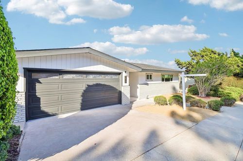 4417 Beverly Dr, La Mesa, CA, 91941-7820 | Card Image