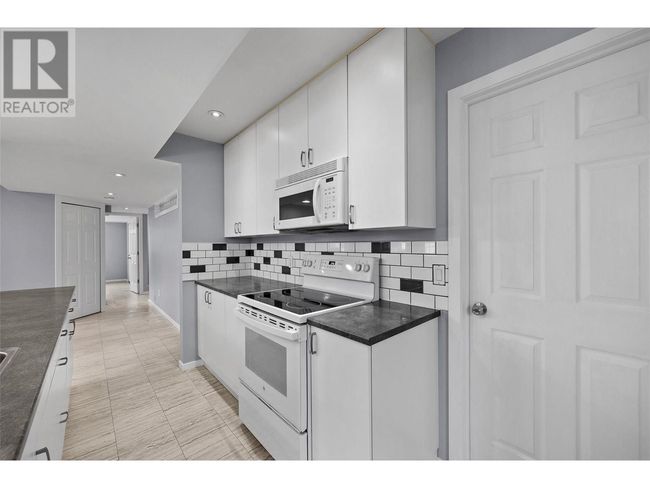 1503 Tanemura Cres, House other with 6 bedrooms, 4 bathrooms and 4 parking in Kelowna BC | Image 26