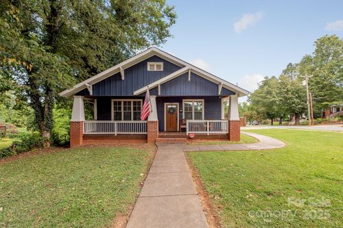 2231 Wilmore Dr, Charlotte, NC, 28203-4632 | Card Image