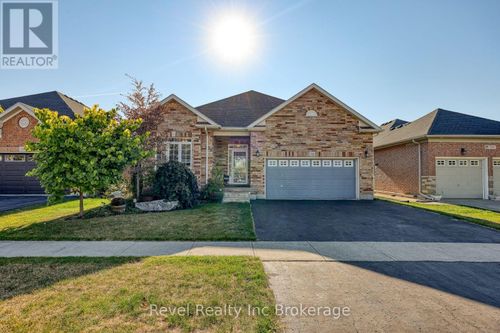 764 Garden Court Cres, Woodstock, ON, N4T0A3 | Card Image
