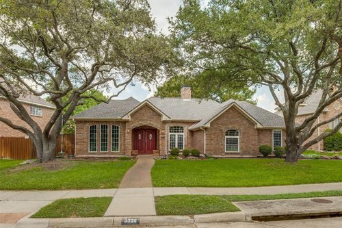 3328 Chaney Ln, Plano, TX, 75093-7114 | Card Image