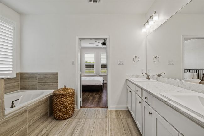 1430 Shaker Hills Rd, House other with 4 bedrooms, 4 bathrooms and null parking in Gunter TX | Image 5
