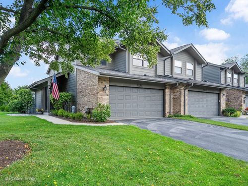 1616 Wildwood Ln, Darien, IL, 60561-5918 | Card Image