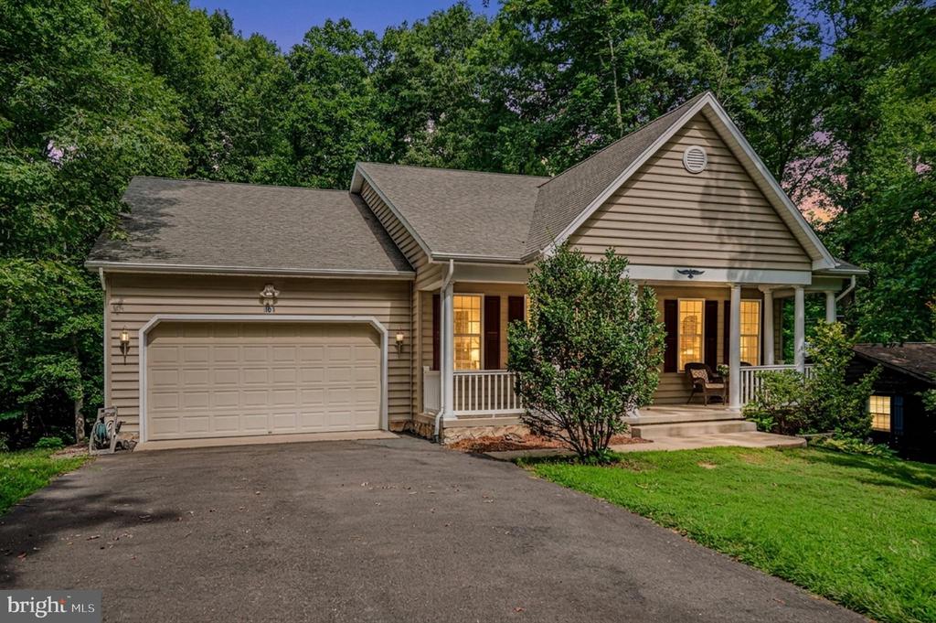 Residential in LOCUST GROVE