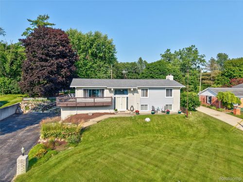 10504 Tamryn Blvd, Holly, MI, 48442-8571 | Card Image