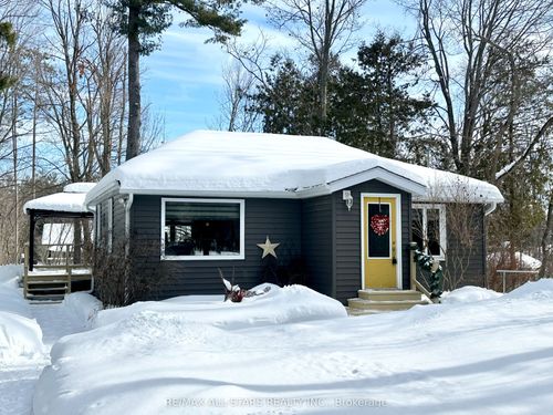29 Stinsons Bay Rd, Fenelon Falls, ON, K0M1N0 | Card Image