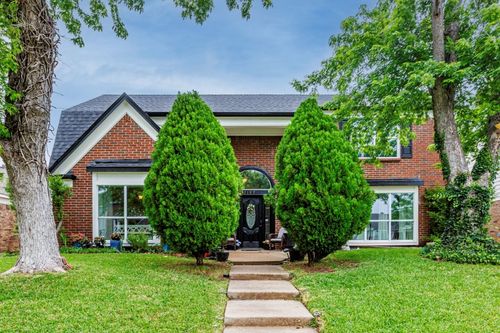2107 Clearwater Trl, Carrollton, TX, 75010-4137 | Card Image