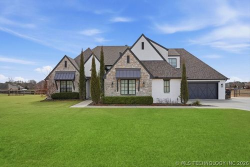 6802 86th Pl, Owasso, OK, 74055-7436 | Card Image