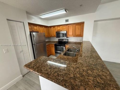 apt-303-12112 Saint Andrews Pl, Miramar, FL, 33025-0705 | Card Image