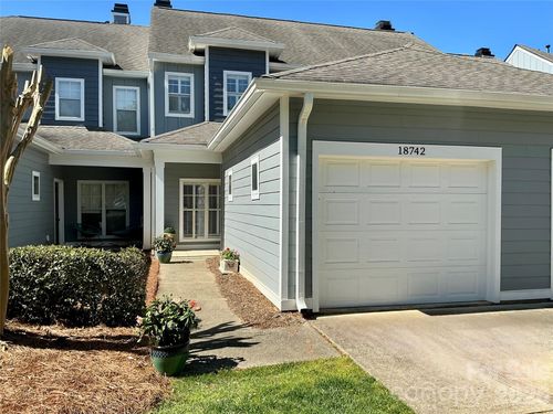 18742 Silver Quay Dr, Cornelius, NC, 28031-8747 | Card Image
