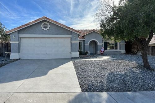 65821 Avenida Ladera, Desert Hot Springs, CA, 92240-1511 | Card Image