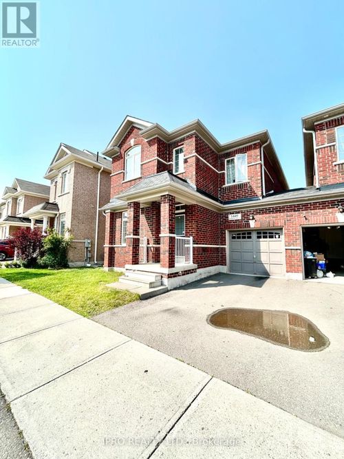 1449 Chretien Street, Milton (FO Ford), ON, L9T7K6 | Card Image