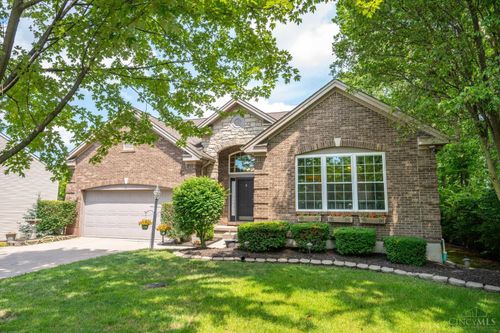 405 Bridle Creek Dr, Monroe, OH, 45050-2464 | Card Image