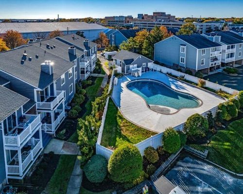 301-301 Harbour Cv, Somers Point, NJ, 08244 | Card Image