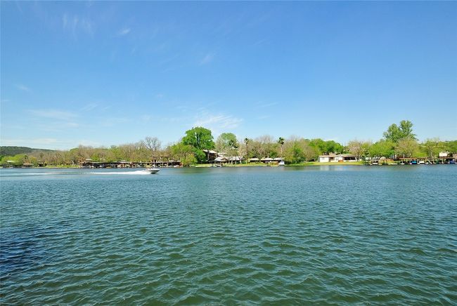 Access to Lake Austin through Neighborhood Park | Image 36