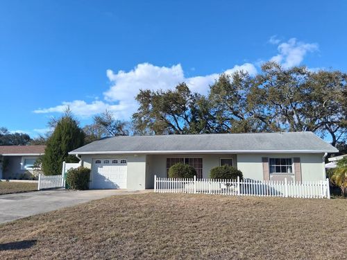 10939 103rd Ave, SEMINOLE, FL, 33778-4011 | Card Image