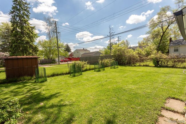 1904 Academy St, House other with 2 bedrooms, 2 bathrooms and null parking in Ferndale MI | Image 29