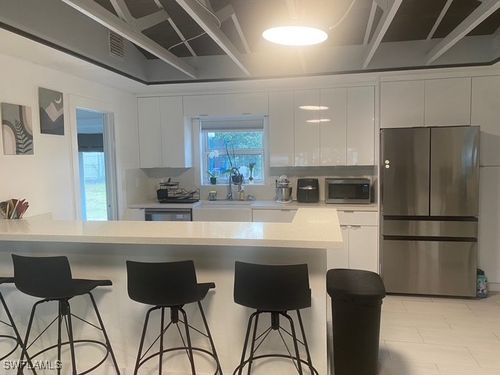 3915 Lotus Dr, NAPLES, FL, 34104-4419 | Card Image