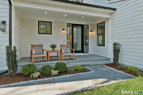 20 Marianne Rd, Darien, CT, 06820-2330 | Card Image