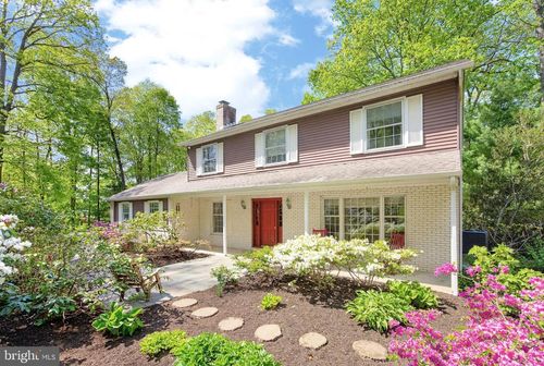 1131 W Kings Hwy, COATESVILLE, PA, 19320-5512 | Card Image