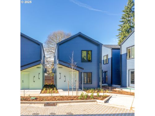 5-9955 Milwaukie Expy, Portland, OR, 97222 | Card Image