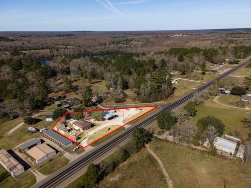 688 County Road 2097, Liberty, TX, 77575-6437 | Card Image