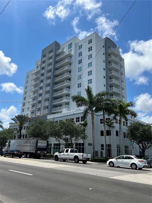 1205-60 Nw 37th Ave, Miami, FL, 33125-4824 | Card Image