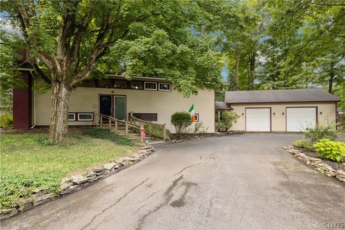 5006 Woodside Rd, Fayetteville, NY, 13066-1748 | Card Image