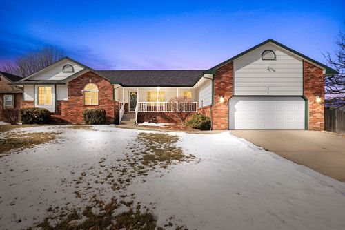 1 Valley Oaks Ct, Valley Center, KS, 67147-2375 | Card Image