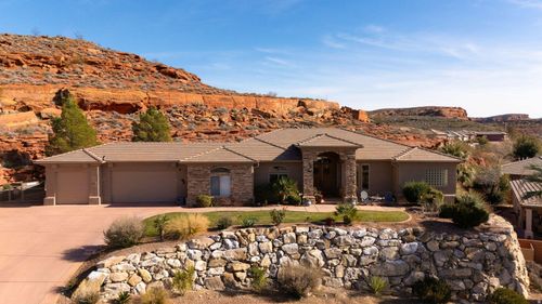 1654 Starling Cir, St. George, UT, 84770-6136 | Card Image