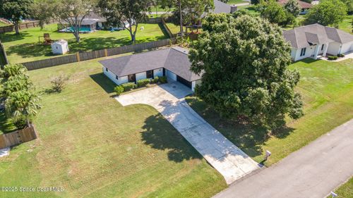 238 Nesbitt St Ne, PALM BAY, FL, 32907-1529 | Card Image