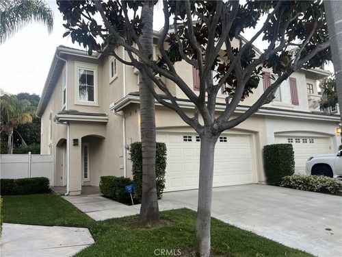 18586 Park Meadow Ln, Huntington Beach, CA, 92648-6816 | Card Image