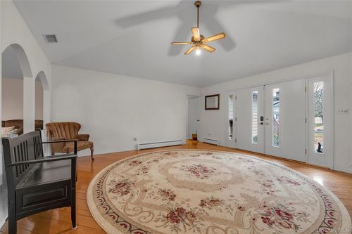 26 Julia Ln, East Northport, NY, 11731-5903 | Card Image