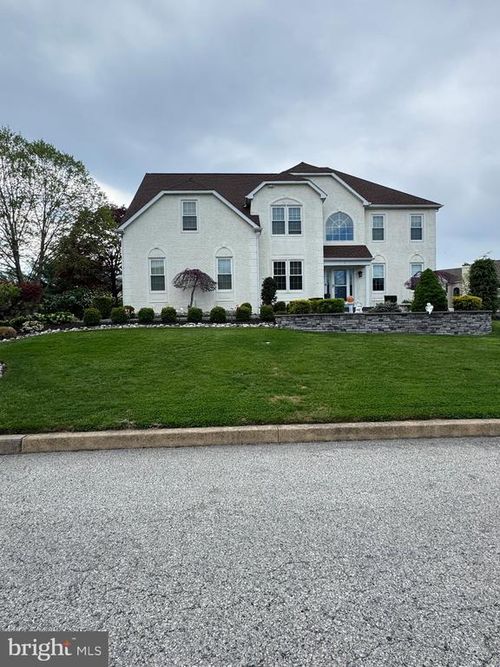 3 Barleycorn Dr, BROOMALL, PA, 19008-4428 | Card Image