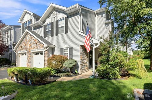 17 Hanna Ln, South Amboy, NJ, 08879-2926 | Card Image
