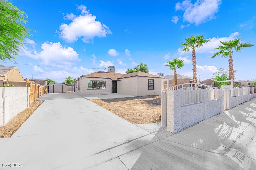 Lillis Ave, North Las Vegas, NV 89030