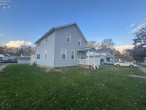 320 Tiffin St, Fremont, OH, 43420-3441 | Card Image