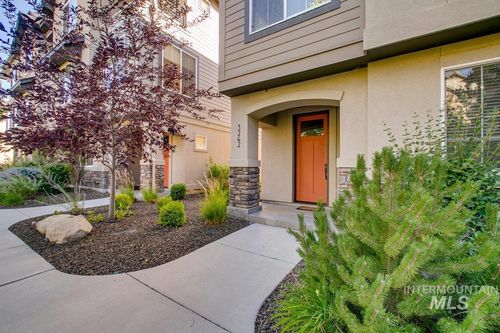 3242 E Front Runner Ln, Boise, ID, 83716-7097 | Card Image