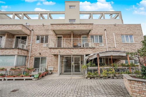 103-2800 E 29th St, Brooklyn, NY, 11235-2270 | Card Image